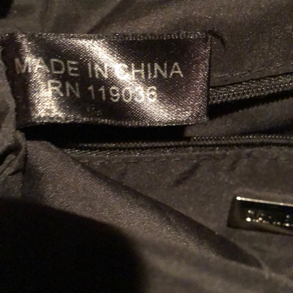 Black leather crossbody - Picture 5 of 8